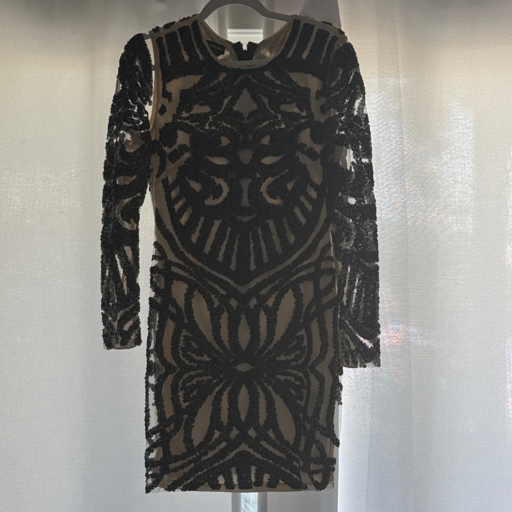bebe Black and Neutral Long Sleeve Sequin Dress
